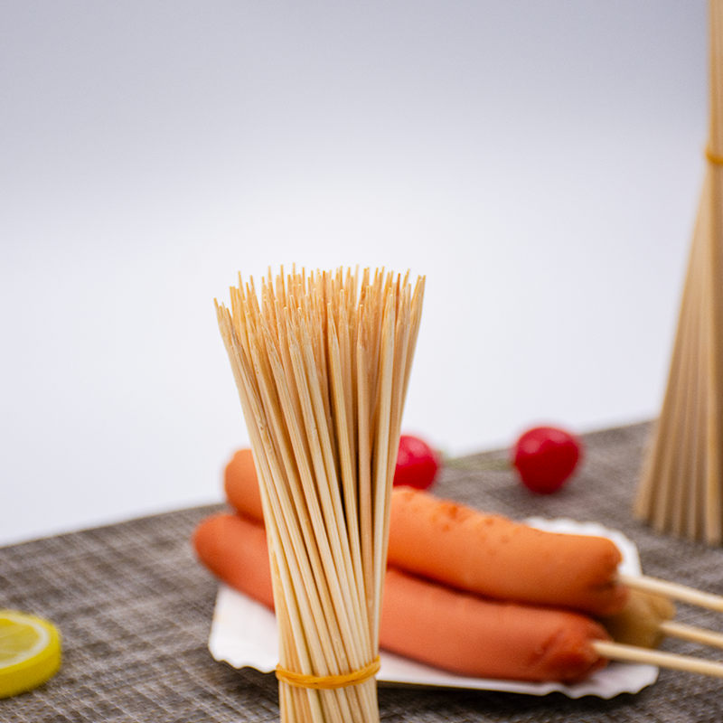 Bamboo sticks are an ideal assistant for baked goods